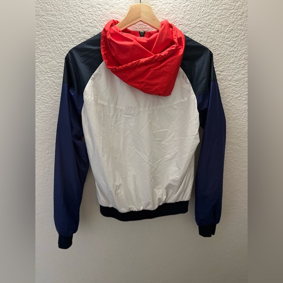 Nike Women’s USA Team Soccer Windrunner Jacket M Lightweight Windbreaker USWNT - Picture 8 of 14